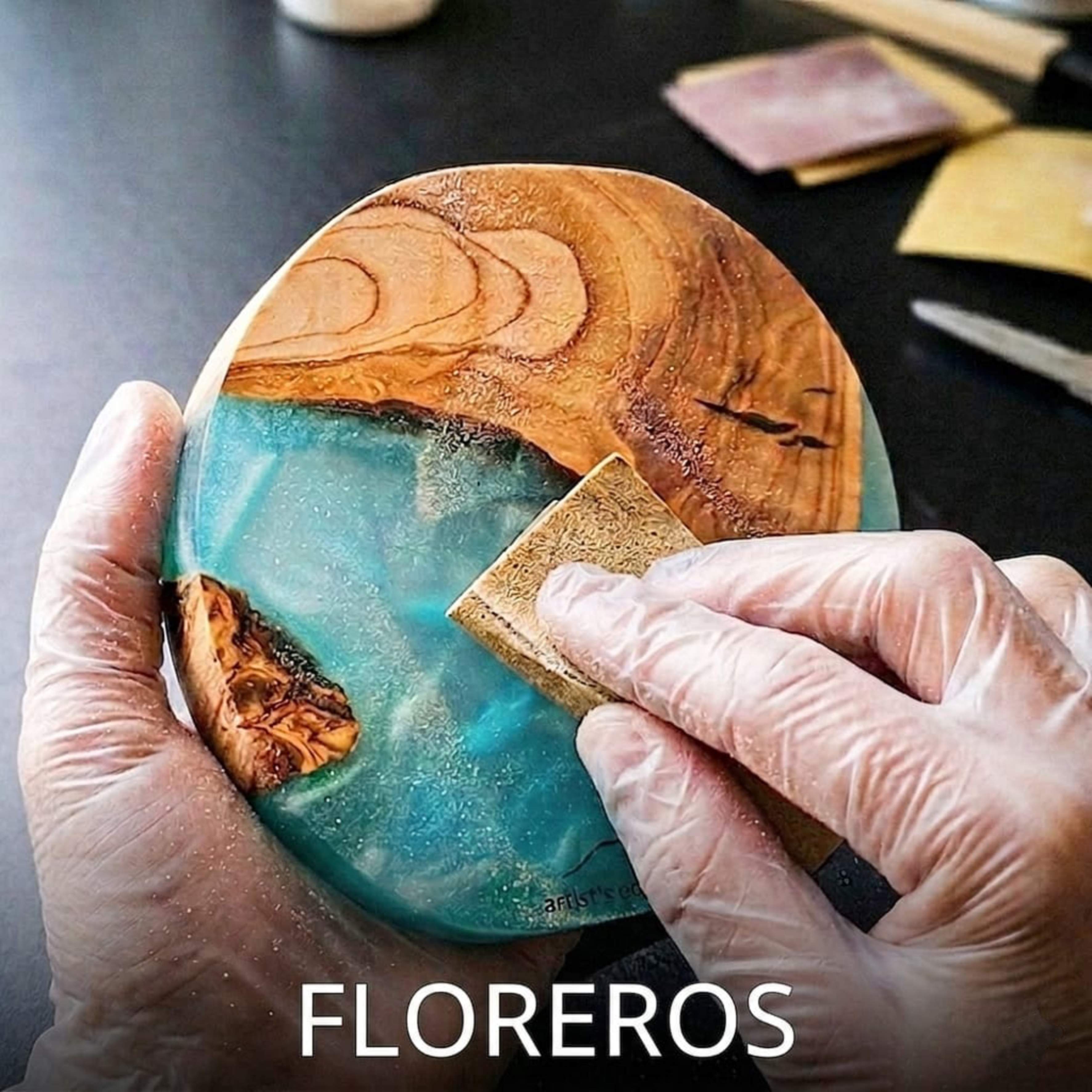 Vases artisanal en bois